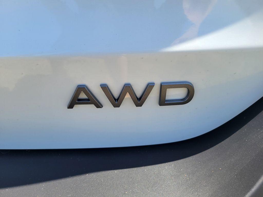 new 2025 Nissan Kicks car, priced at $26,993