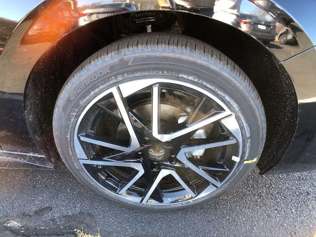 new 2025 Nissan Sentra car, priced at $22,605