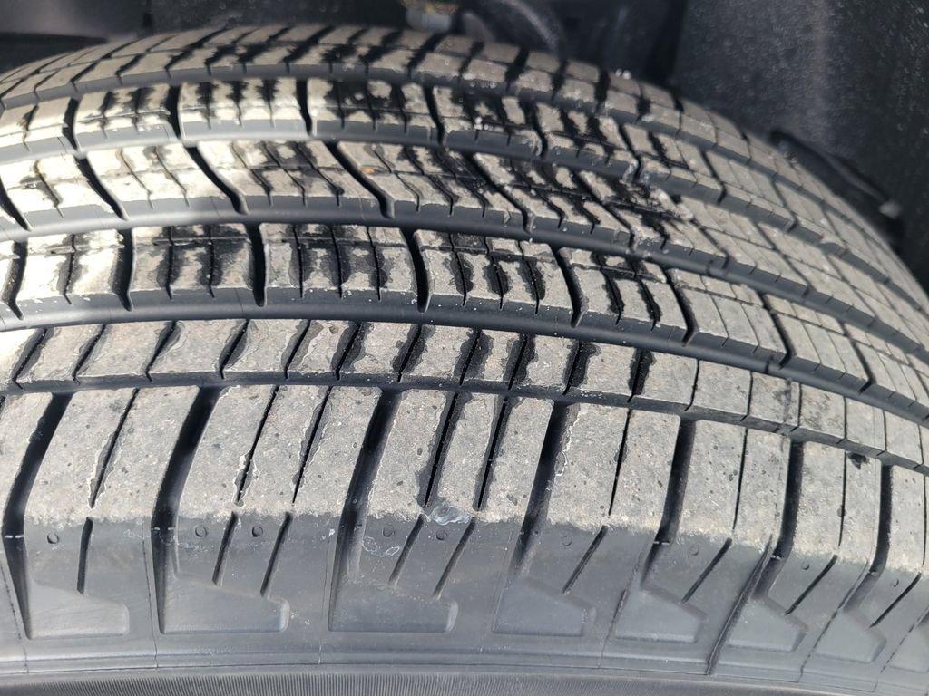 new 2026 Nissan Frontier car, priced at $40,305