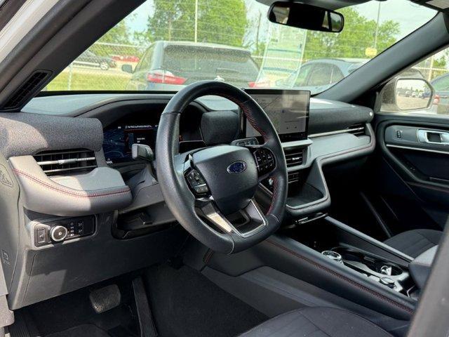 used 2025 Ford Explorer car, priced at $41,999