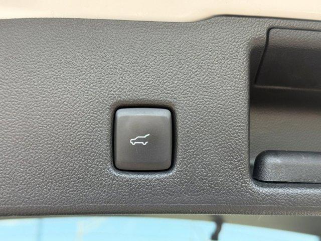 used 2022 Ford Escape car, priced at $19,989