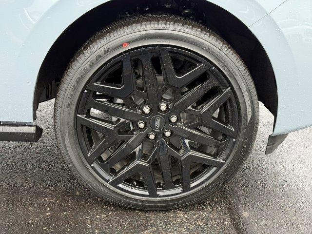 new 2026 Ford Expedition car, priced at $86,890