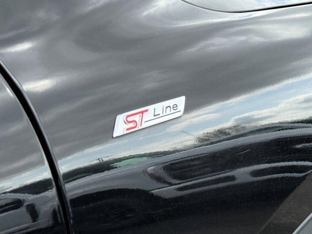 used 2025 Ford Escape car, priced at $24,999