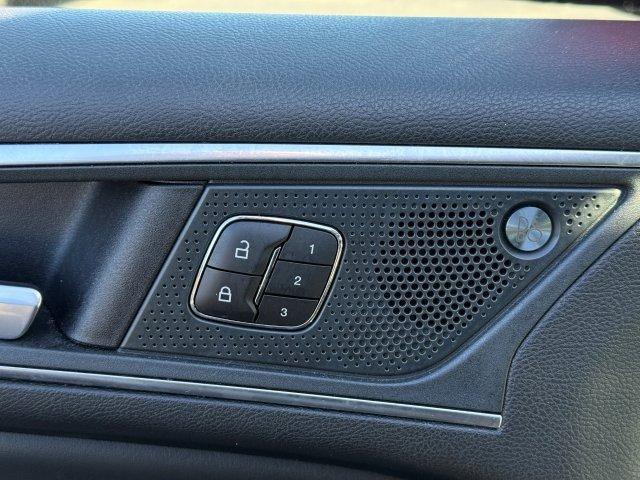 used 2024 Ford Edge car, priced at $27,490