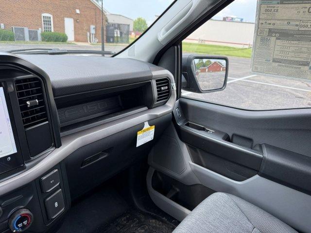 new 2025 Ford F-150 car, priced at $47,555