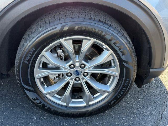 used 2024 Ford Explorer car, priced at $33,490