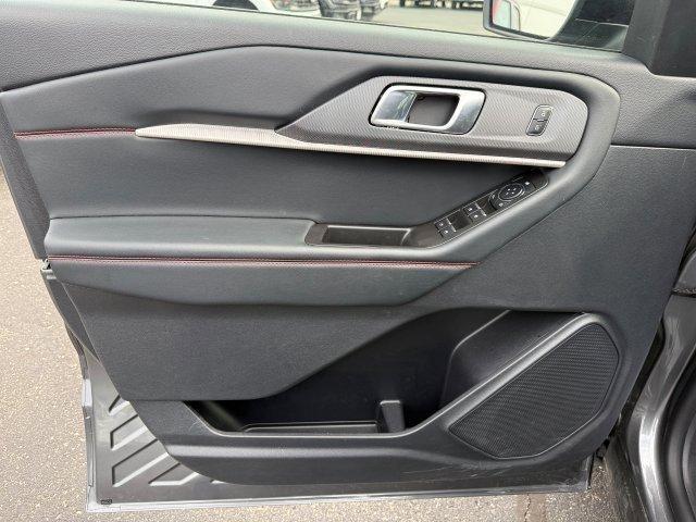 used 2025 Ford Explorer car, priced at $39,999