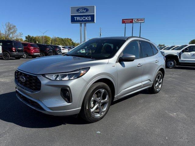 used 2023 Ford Escape car, priced at $26,990