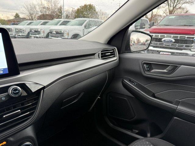 new 2026 Ford Escape car, priced at $33,335