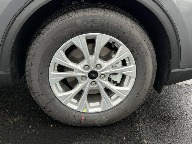 new 2026 Ford Escape car, priced at $33,335