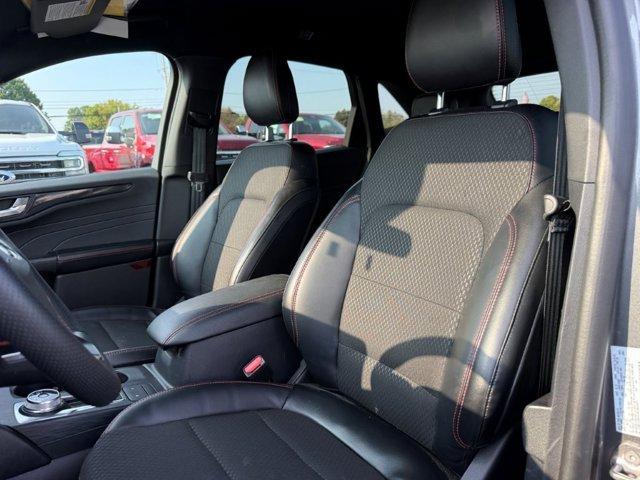 used 2025 Ford Escape car, priced at $23,999