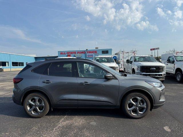 used 2025 Ford Escape car, priced at $23,999