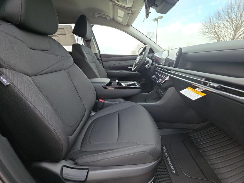 new 2026 Hyundai TUCSON Hybrid car, priced at $37,209