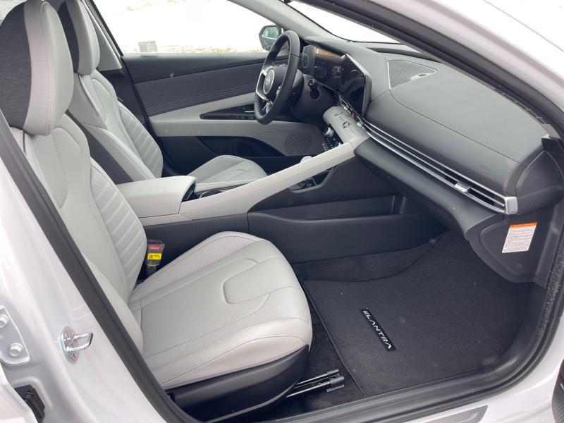 new 2025 Hyundai ELANTRA HEV car, priced at $28,999
