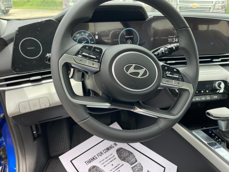 new 2025 Hyundai ELANTRA HEV car, priced at $28,999