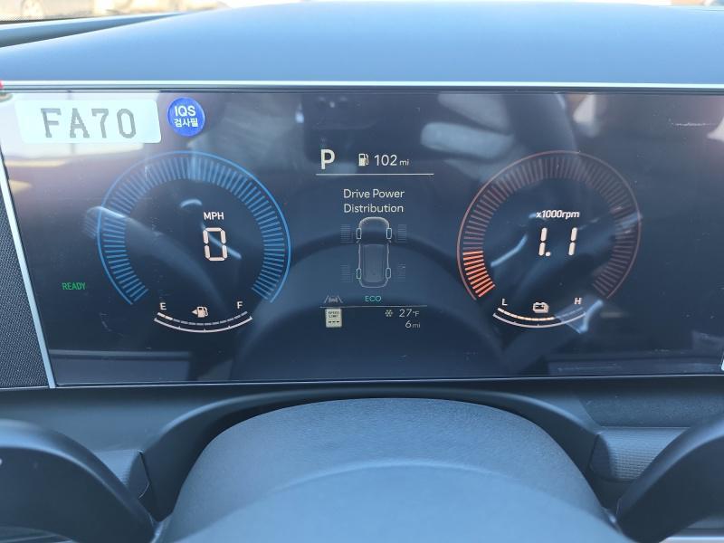 new 2026 Hyundai TUCSON Hybrid car, priced at $34,924