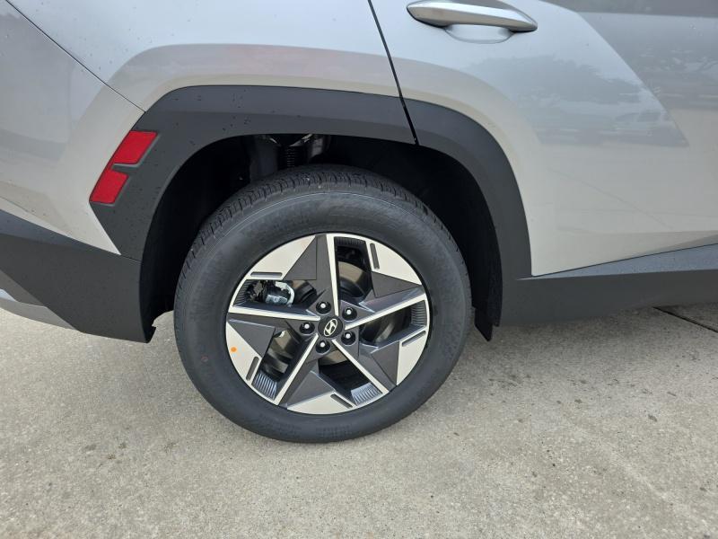 new 2026 Hyundai Tucson car, priced at $35,889