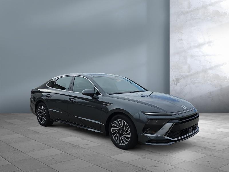 new 2026 Hyundai Sonata Hybrid car, priced at $34,684