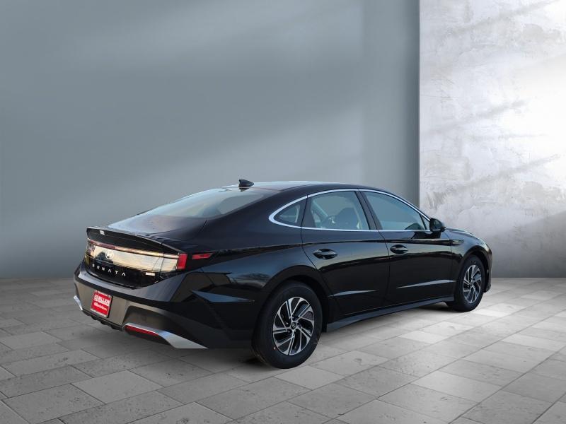 new 2026 Hyundai Sonata Hybrid car, priced at $32,130