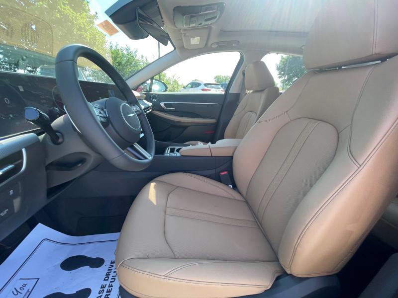 new 2025 Hyundai Sonata Hybrid car, priced at $39,889