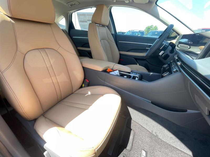 new 2025 Hyundai Sonata Hybrid car, priced at $39,889