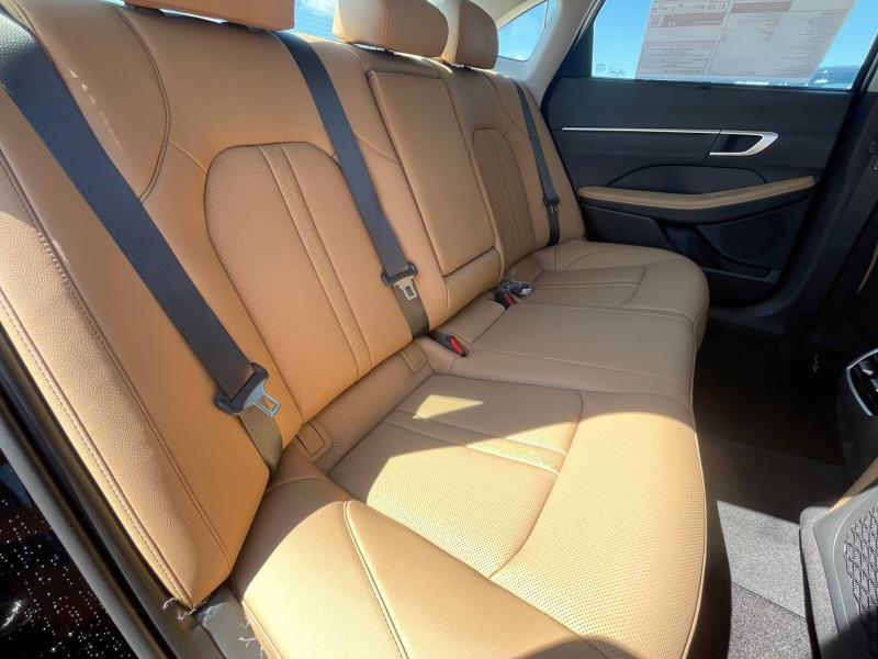new 2025 Hyundai Sonata Hybrid car, priced at $39,889