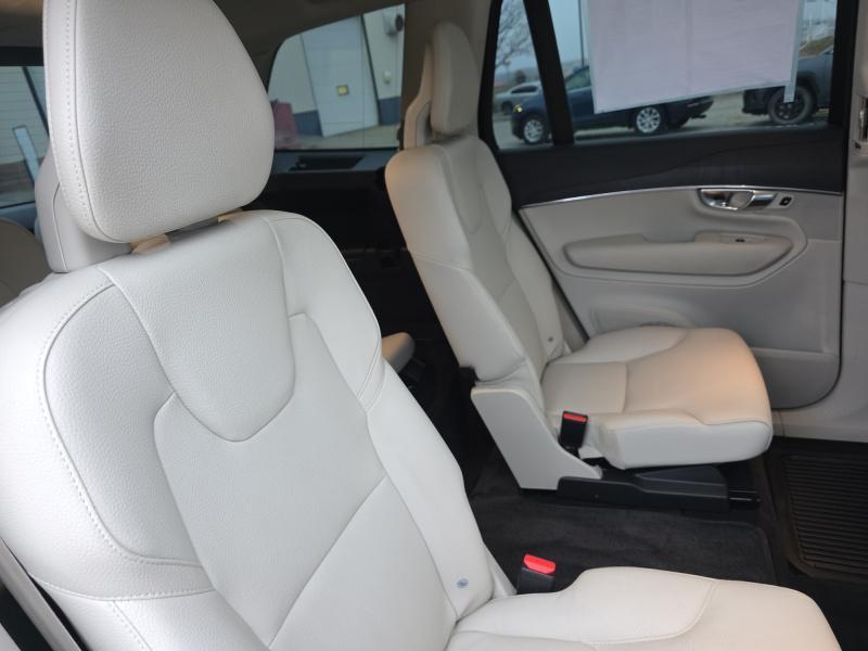 used 2020 Volvo XC90 car, priced at $21,595