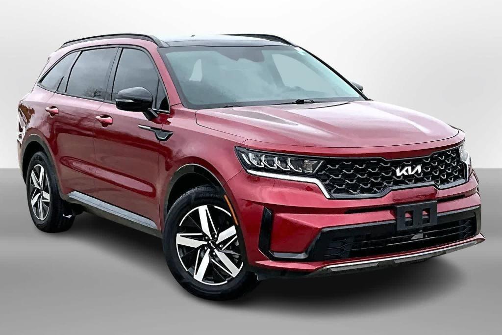 used 2023 Kia Sorento car, priced at $25,500