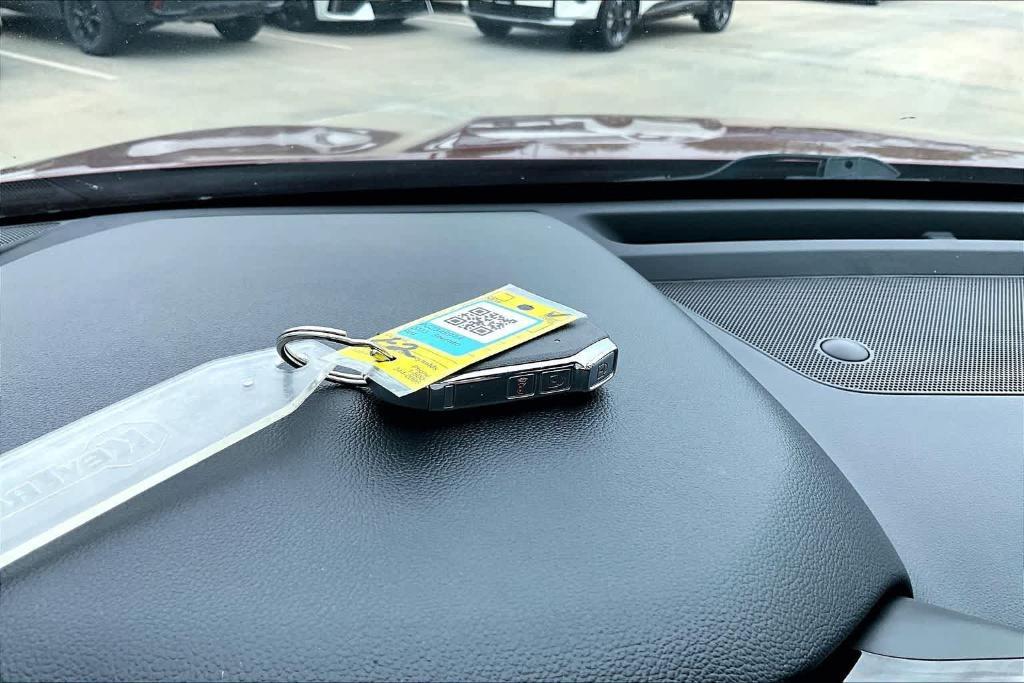 used 2023 Kia Sorento car, priced at $25,500