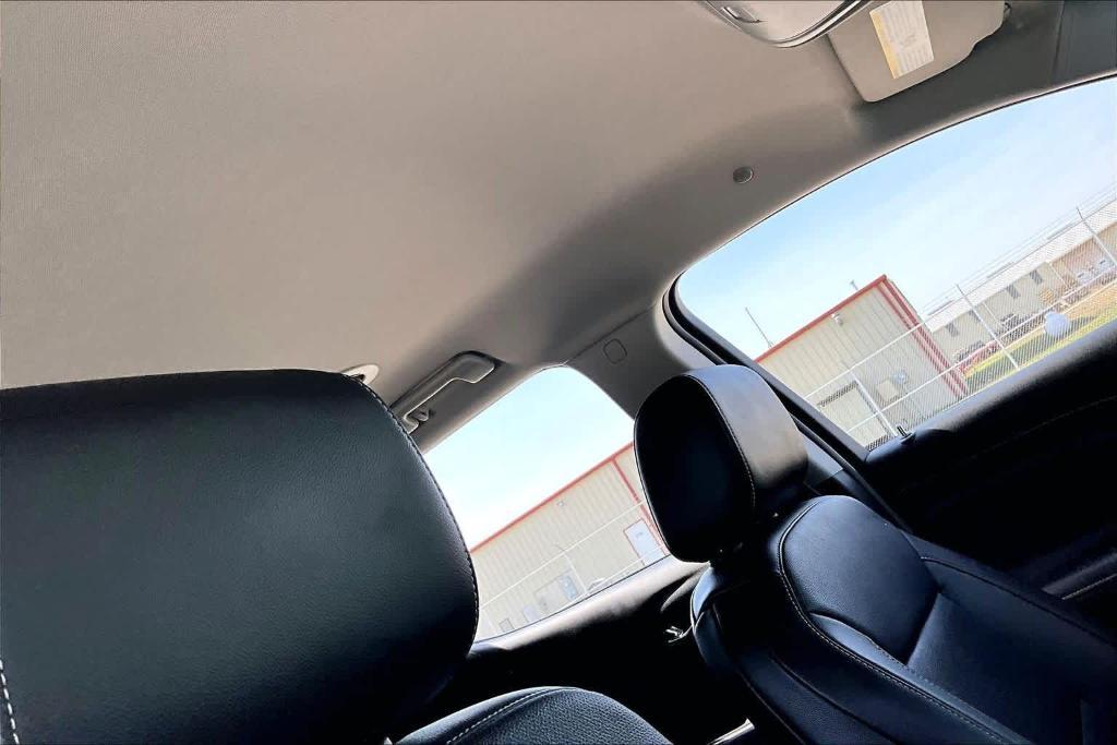 used 2023 GMC Acadia car, priced at $28,891