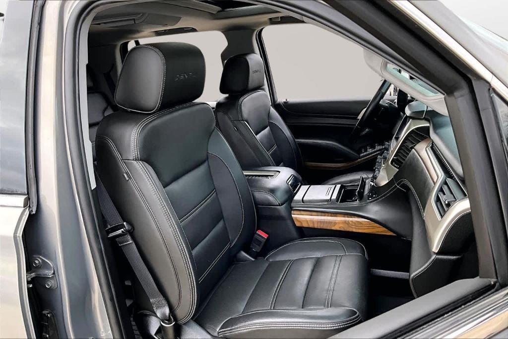 used 2019 GMC Yukon car, priced at $38,991