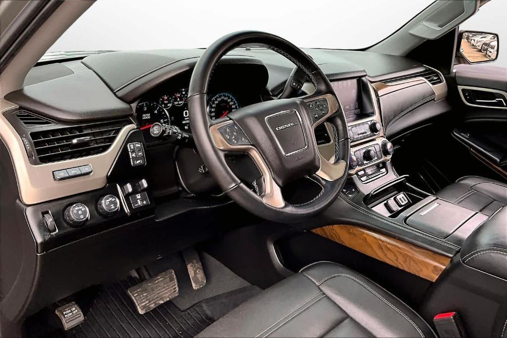 used 2019 GMC Yukon car, priced at $38,991