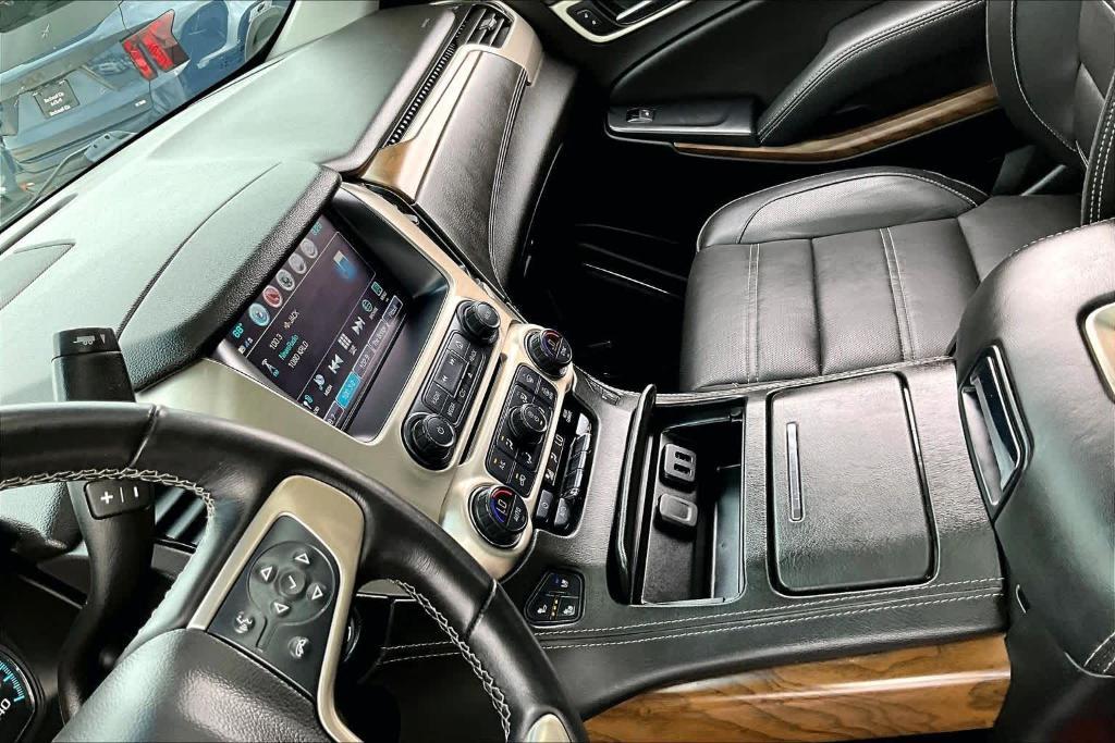 used 2019 GMC Yukon car, priced at $38,991