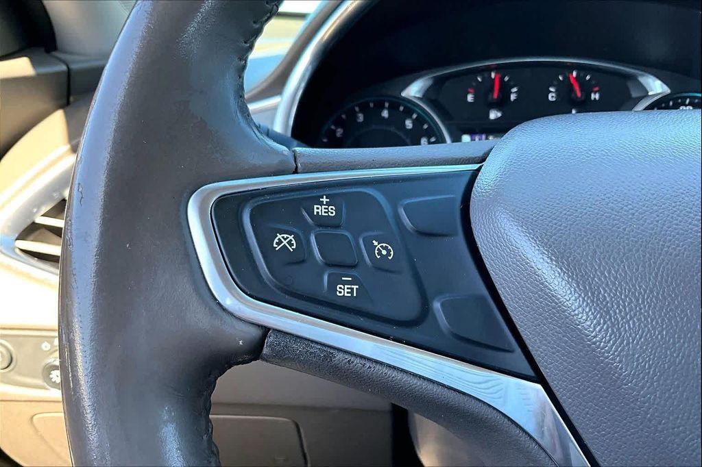 used 2018 Chevrolet Malibu car, priced at $10,550