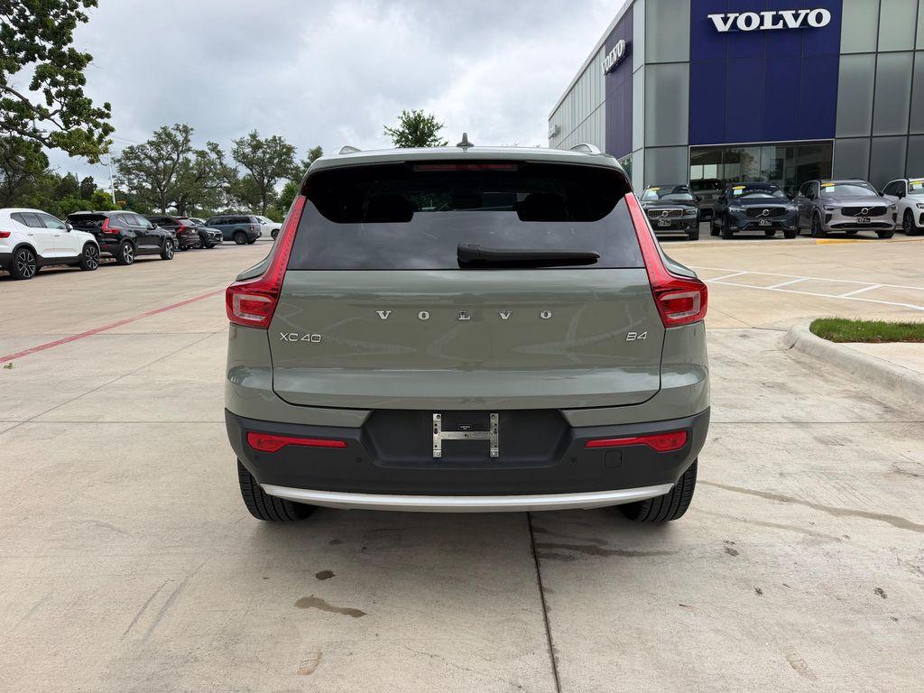 used 2023 Volvo XC40 car, priced at $36,925
