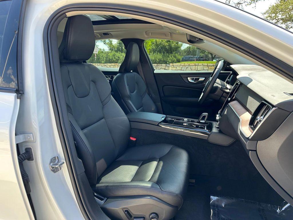 used 2022 Volvo S60 Recharge Plug-In Hybrid car, priced at $33,224