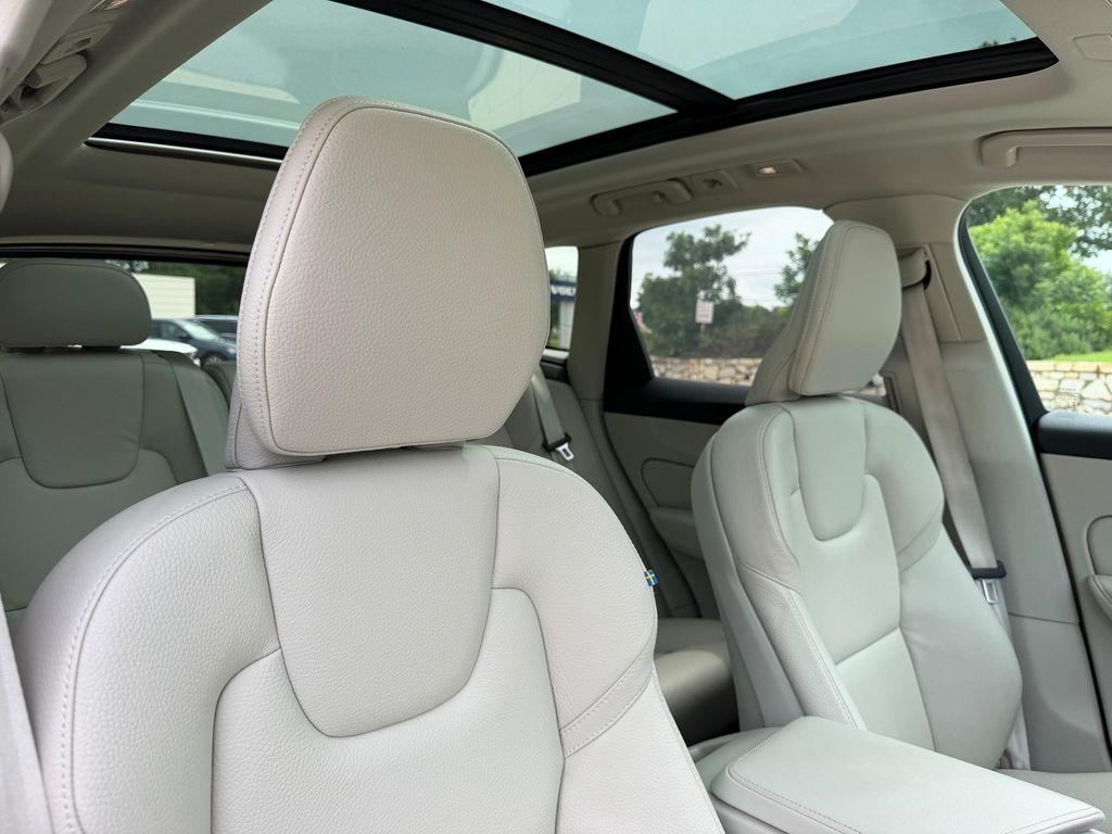 used 2023 Volvo XC60 car, priced at $34,224