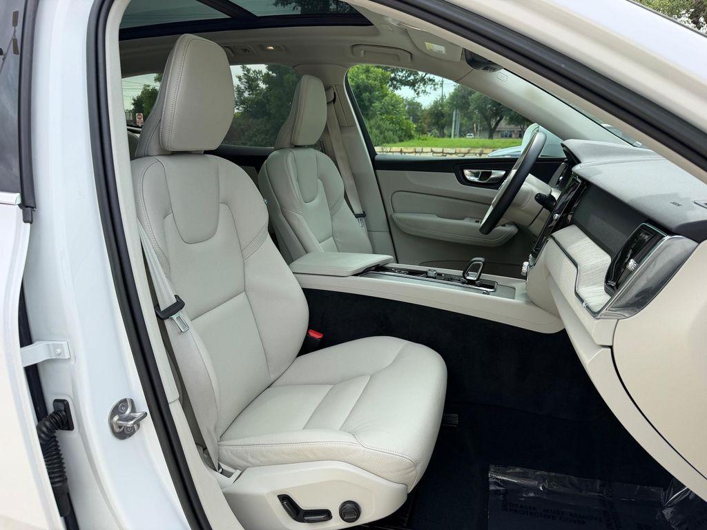 used 2023 Volvo XC60 car, priced at $34,224