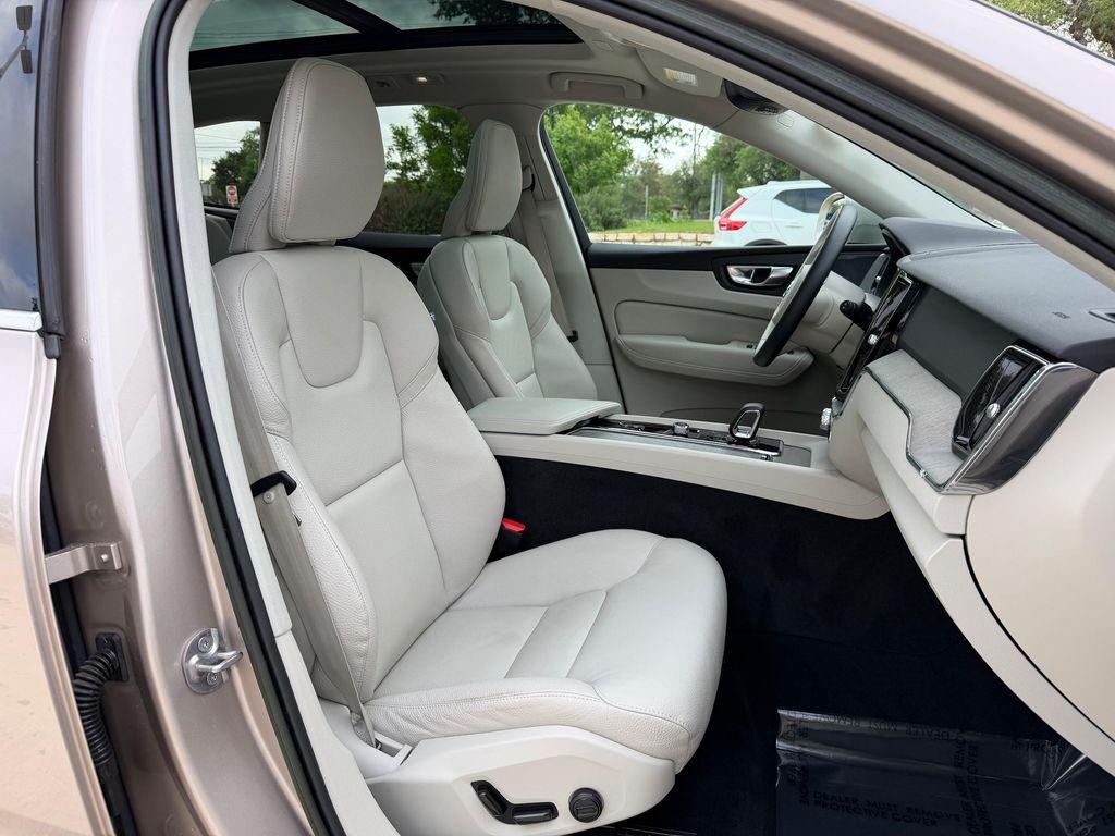 used 2023 Volvo XC60 car, priced at $36,700