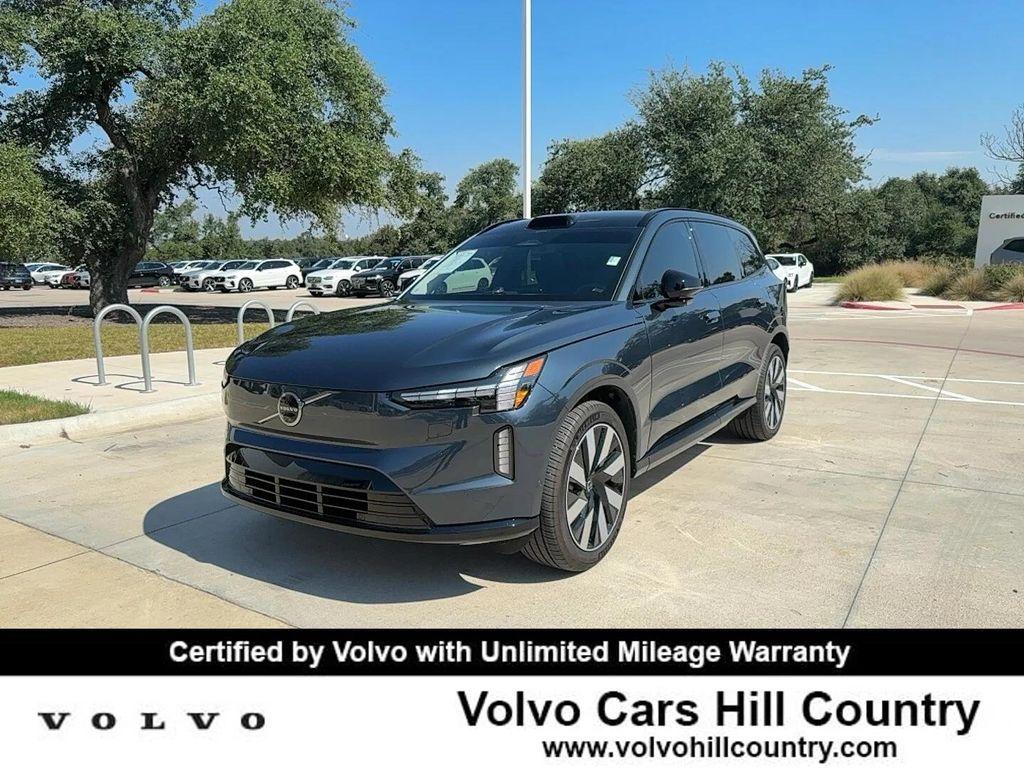 used 2025 Volvo EX90 car, priced at $77,900