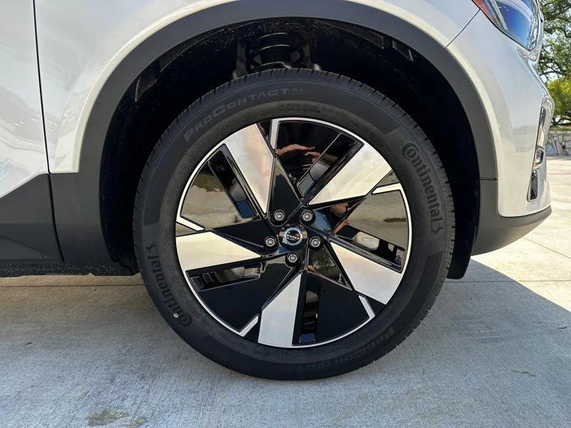 used 2024 Volvo C40 Recharge Pure Electric car, priced at $39,849