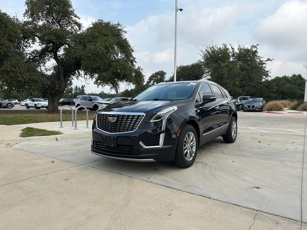 used 2020 Cadillac XT5 car, priced at $23,999