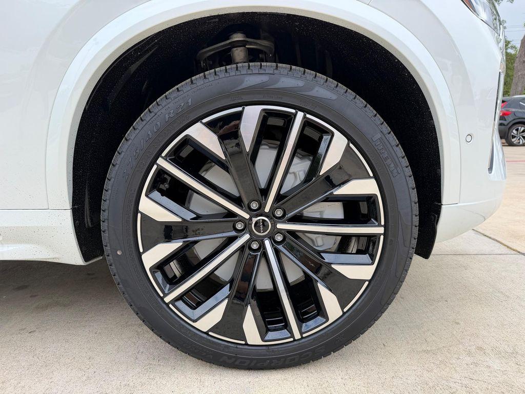 new 2026 Volvo XC90 Plug-In Hybrid car, priced at $87,635