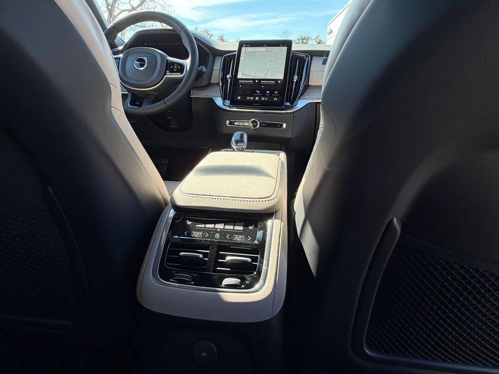 new 2026 Volvo XC90 Plug-In Hybrid car, priced at $85,745