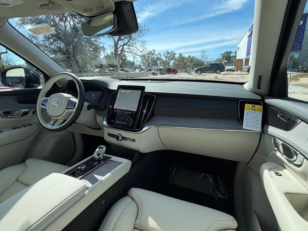 new 2026 Volvo XC90 car, priced at $76,420