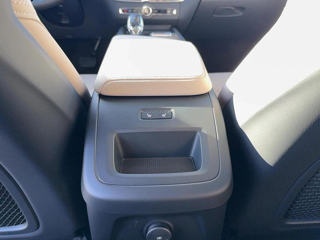 new 2026 Volvo XC60 Plug-In Hybrid car, priced at $69,285