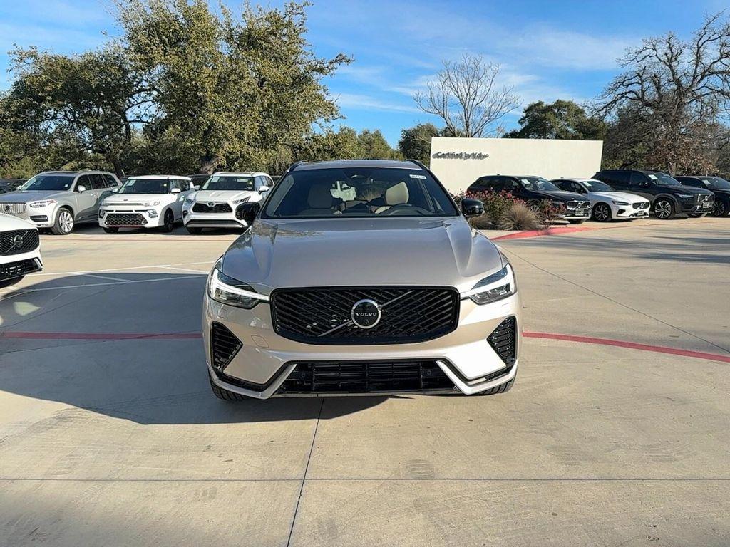 new 2026 Volvo XC60 Plug-In Hybrid car, priced at $69,285