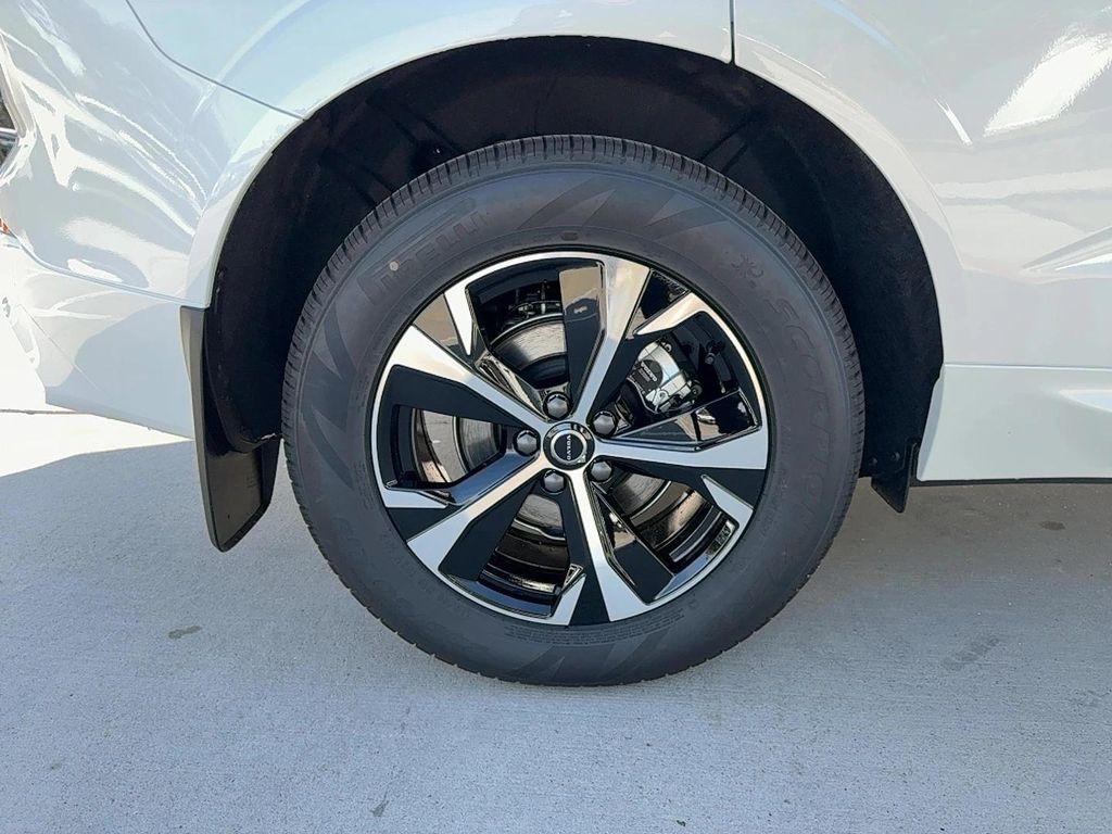new 2026 Volvo XC60 car, priced at $51,670