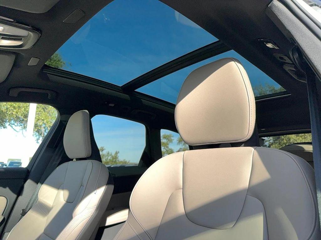 new 2026 Volvo XC60 car, priced at $51,670