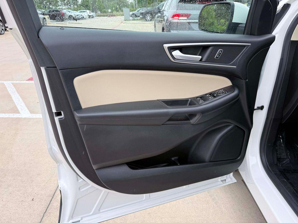 used 2023 Ford Edge car, priced at $25,224